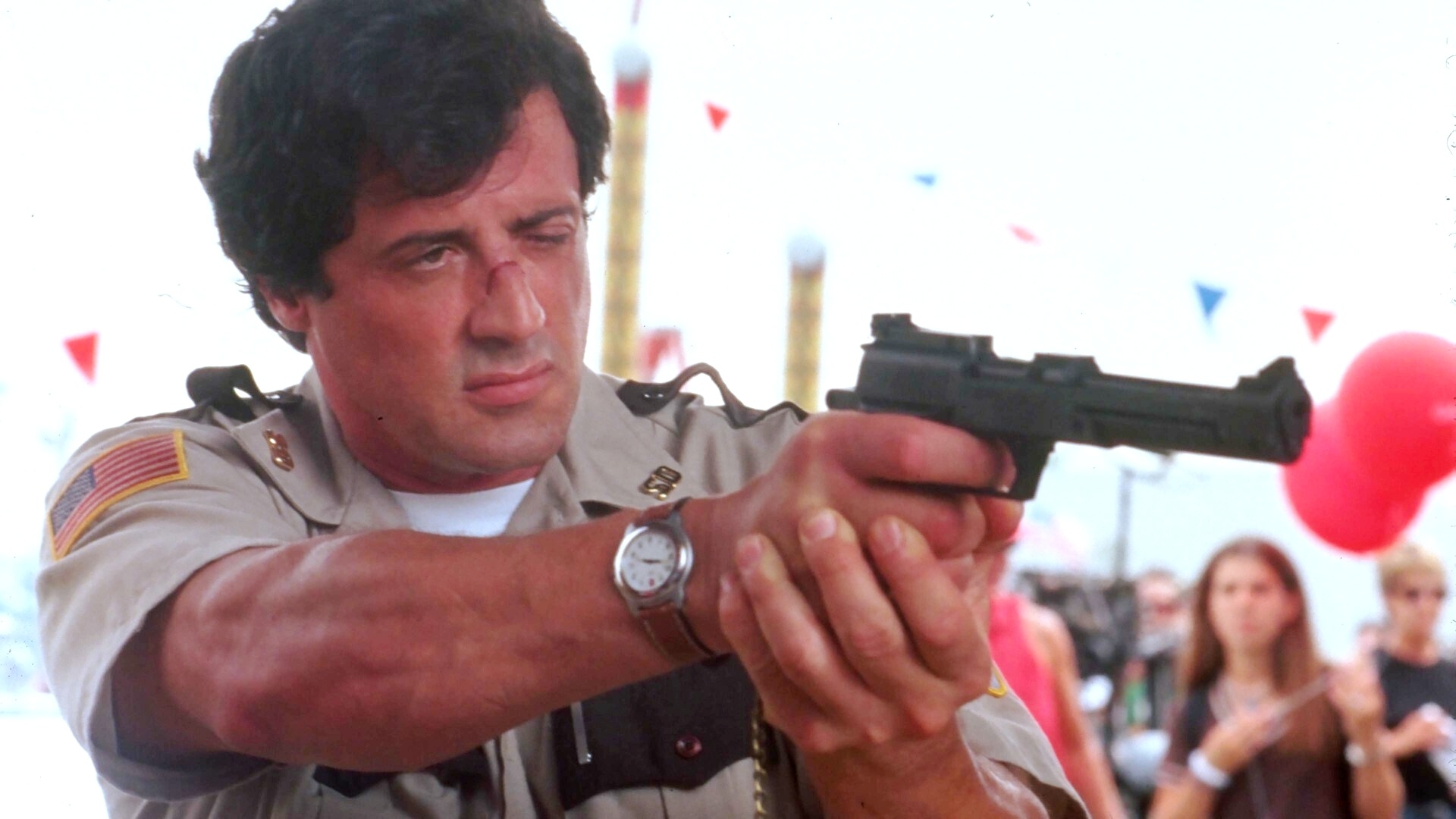 Cop Land – In den 90ern drehte Sylvester Stallone mit Robert De Niro ein Drama – danach ging seine Karriere steil bergab
